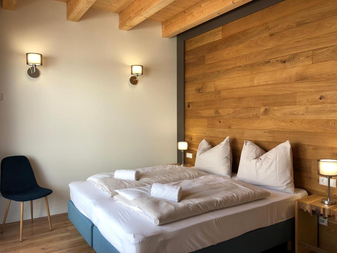 Hs - Rockhaus Aparthotel Pruggern Ngoại thất bức ảnh