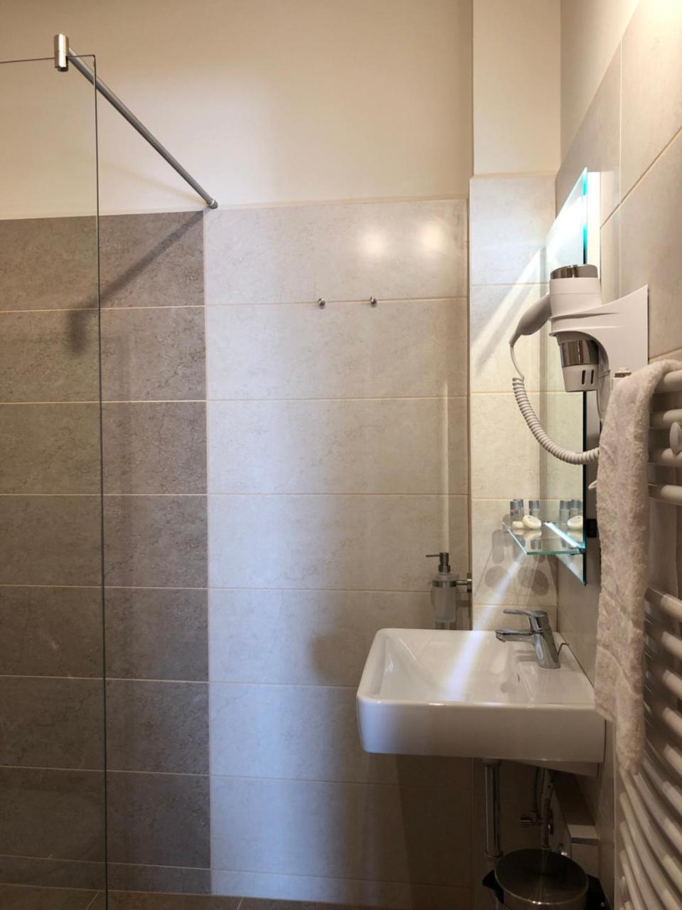 Hs - Rockhaus Aparthotel Pruggern Ngoại thất bức ảnh